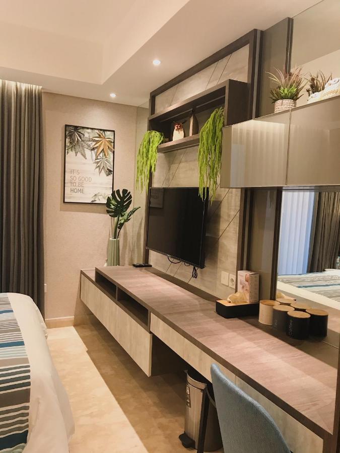 Gold Coast Pik Sea View Apartments By Longesuites Джакарта Екстер'єр фото